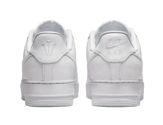 Drake nocta Airforce1+bunch of other Airforces