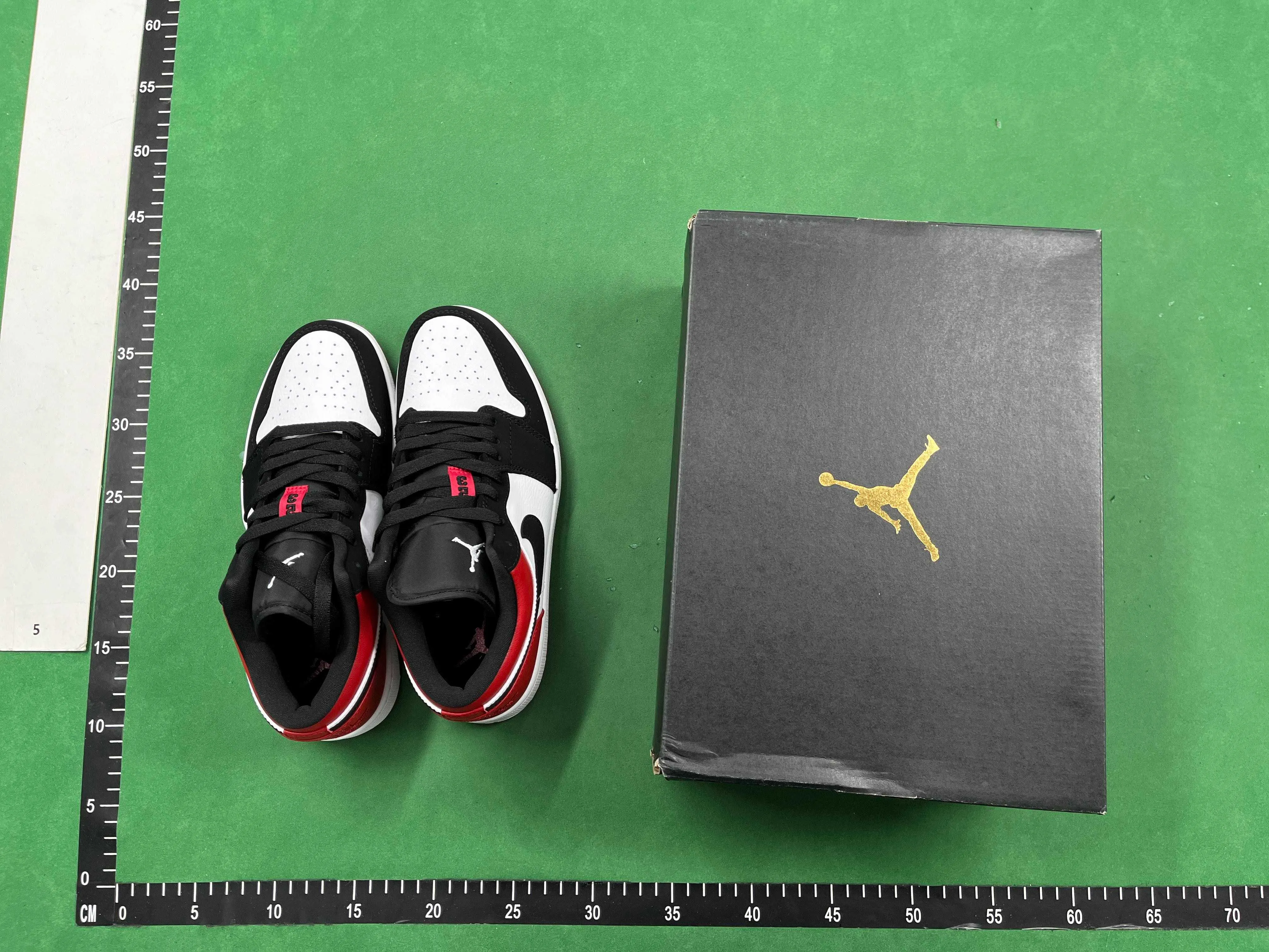Jordan 1 low #1 (great quality)