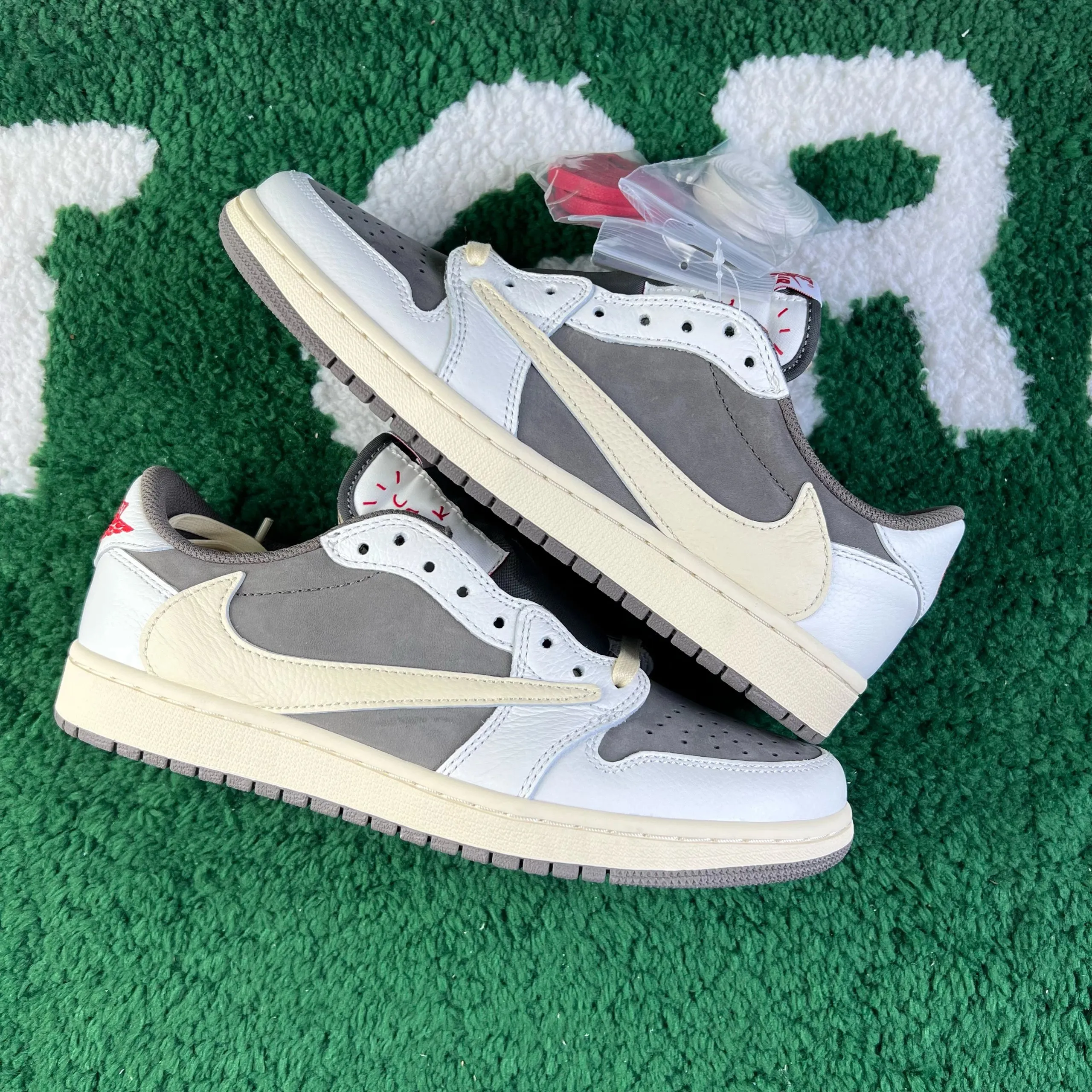 Travis scott Air jordan 1 