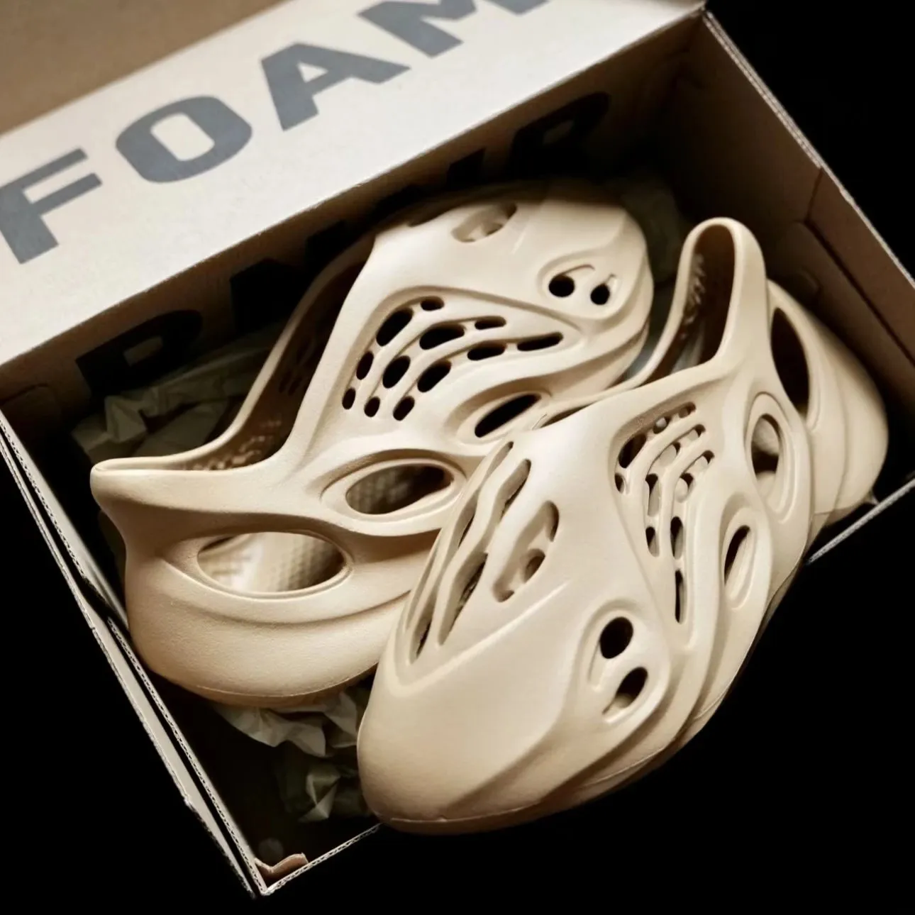 YEEZY FOAM RUNNERS *BEST BATCH*