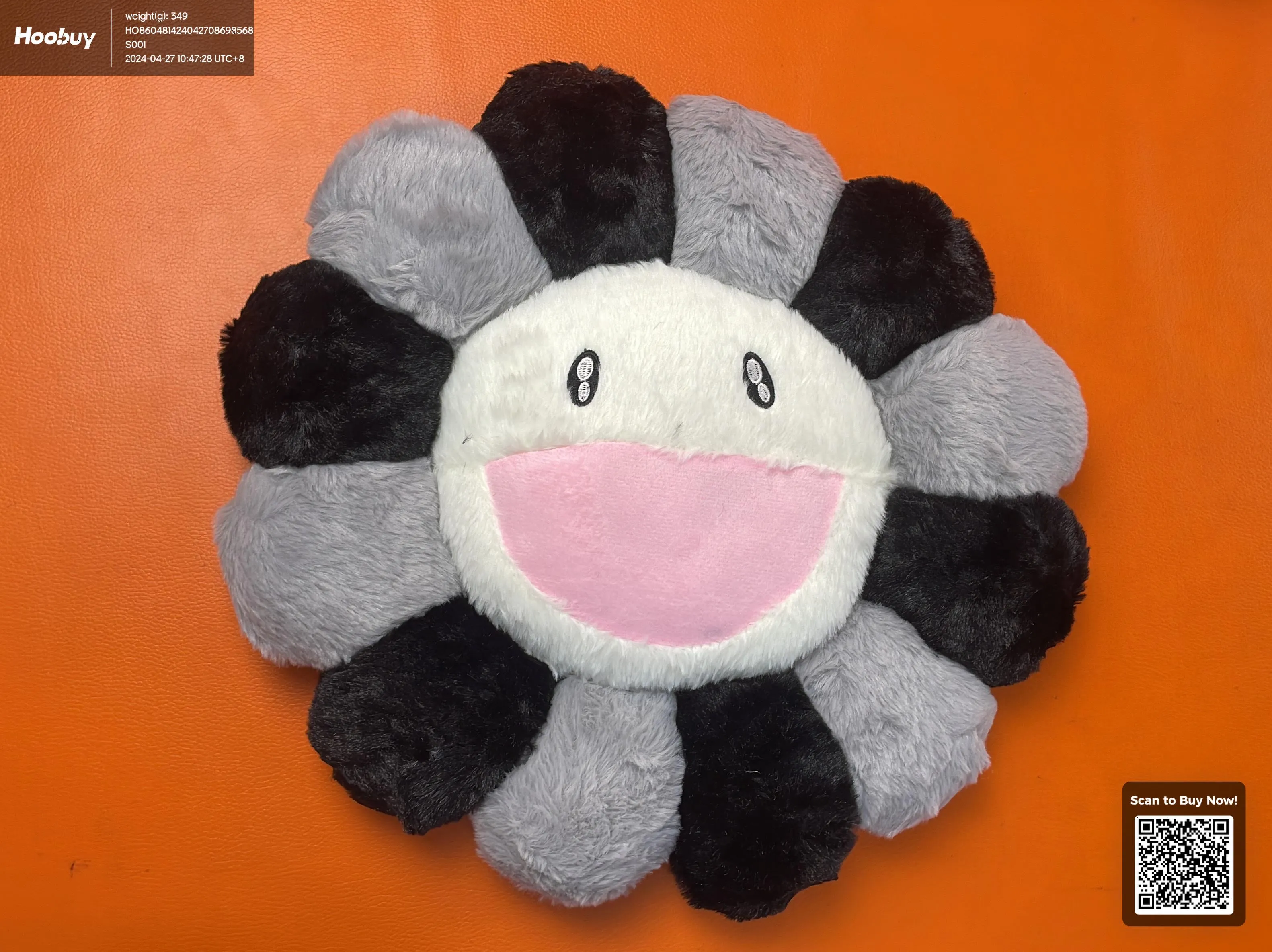 Murakami flower pillow