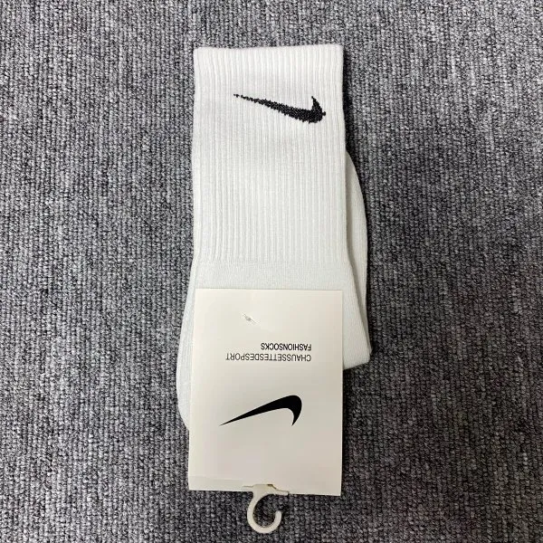 NIKE SOCKS 