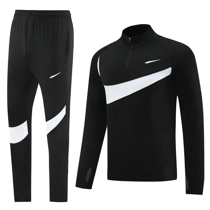 NIKE ZIPPER TRACKSUIT